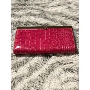 Hot Pink Crocodile Embossed‎ Kiss Lock Wallet Clutch Purse Evening Bag